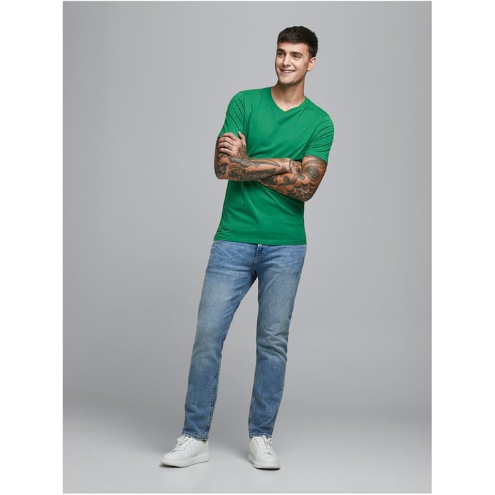 Kaufen Sie Jack & Jones Uni Rundhals-T-Shirt Grün für nur € 19,95 bei Henk ter Horst fashion